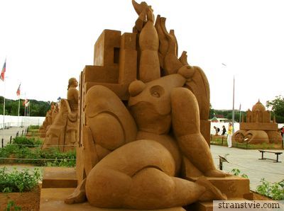 песчаная скульптура освобождение в Коломенском